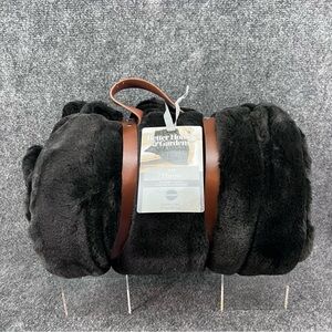 Better Homes and Gardens Oversize Reversible Black Faux Fur Throw 50x72 New